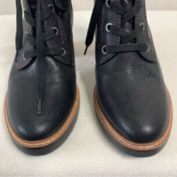 Naturalizer Women's Callie Medium/Wide Lace Up Boot - Picture 5 of 12